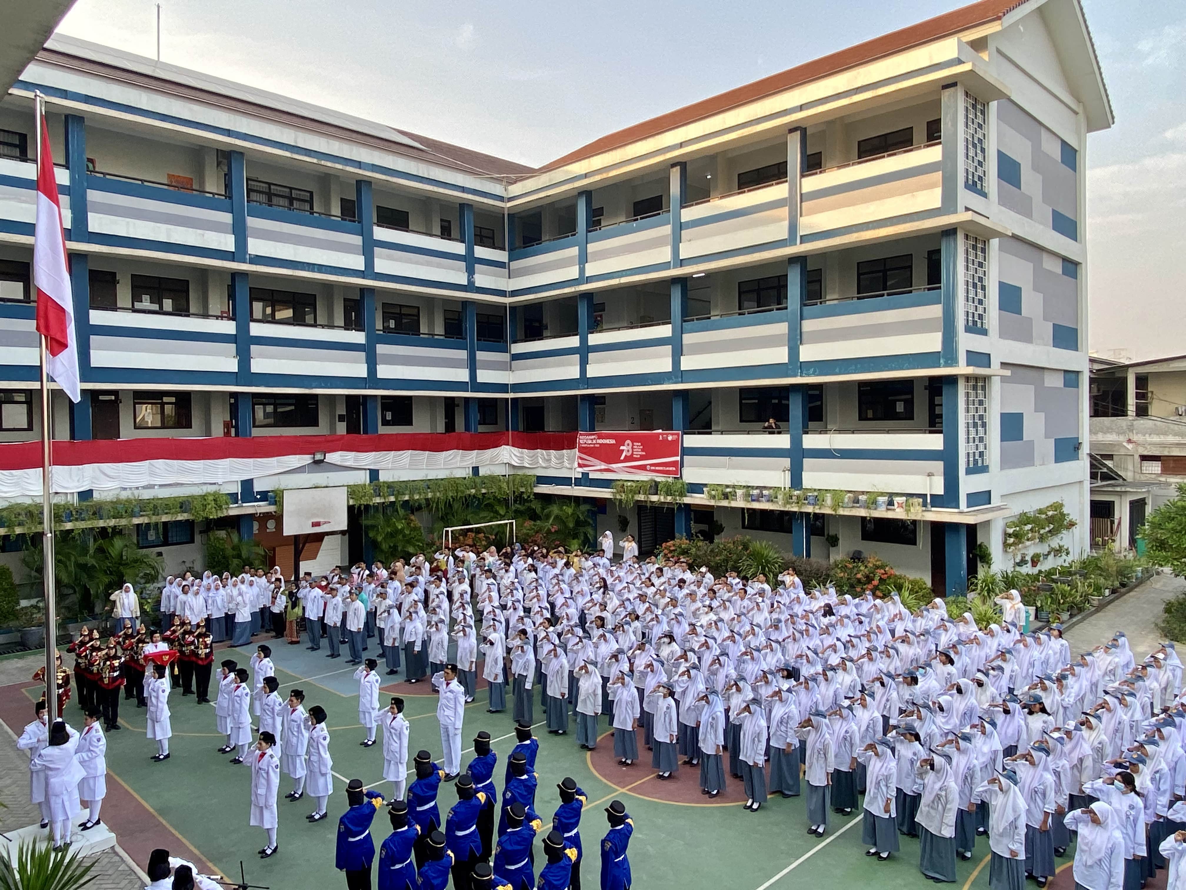 SMKN 73